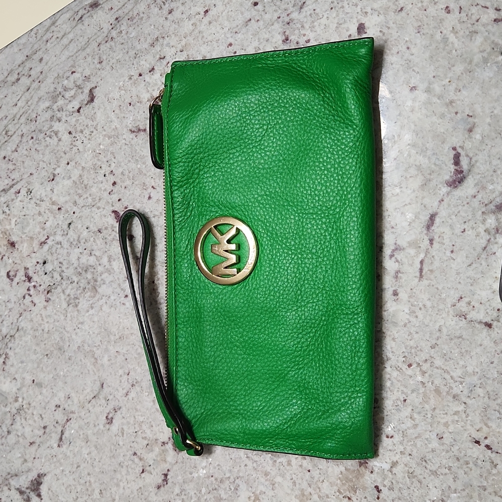 Michael Kors Wristlet